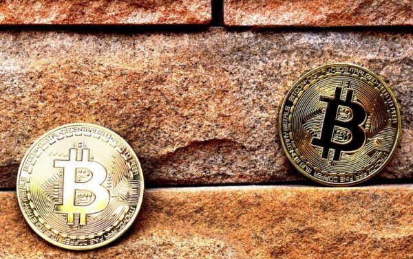 区块链投资购买渠道介绍 知名的交易所app榜单-第1张图片-欧易下载